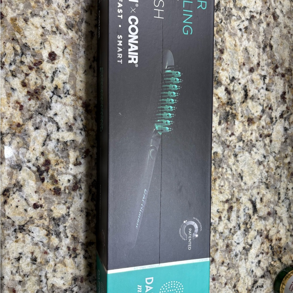 Conair Dafni muse Hair Styling Brush